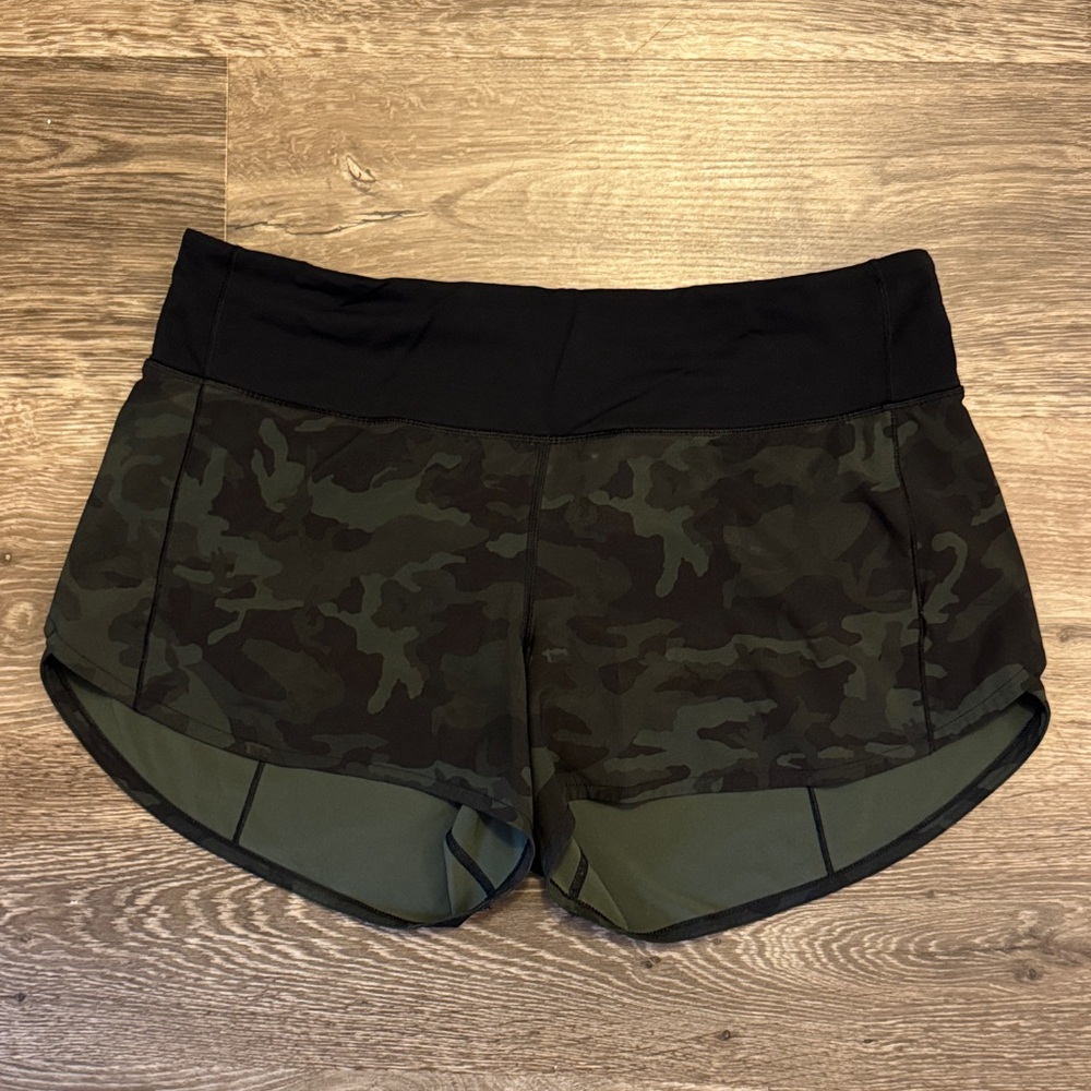 Lululemon - Speed Up Shorts - Size 10 - Women's Camouflage Shorts